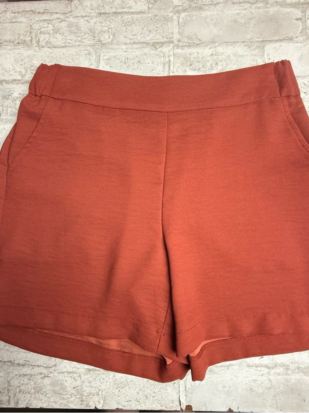 Nine West Women's Mid Rise Shorts, Rust Color, Size S Small NEW NWOT